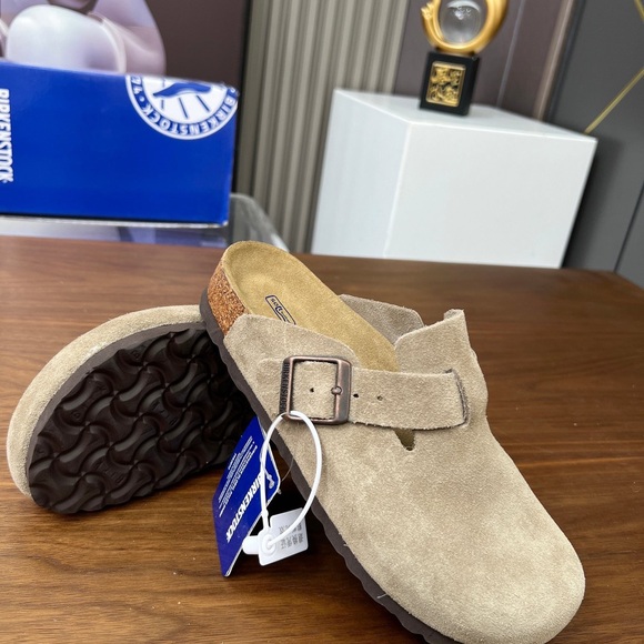 Birkenstock Boston Suede Taupe - Picture 1 of 8